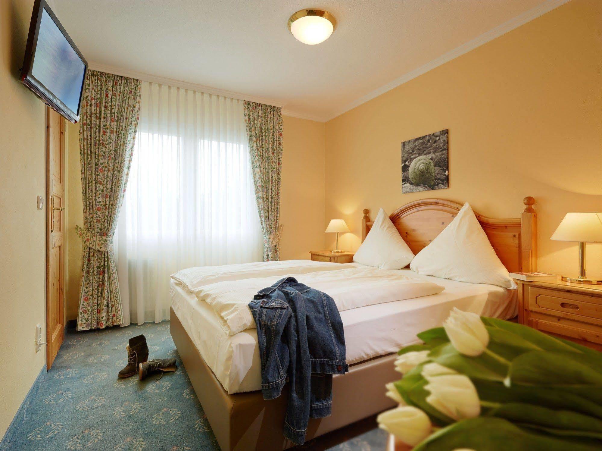 Ringhotel Bömers Mosel Landhotel Alf Exteriör bild