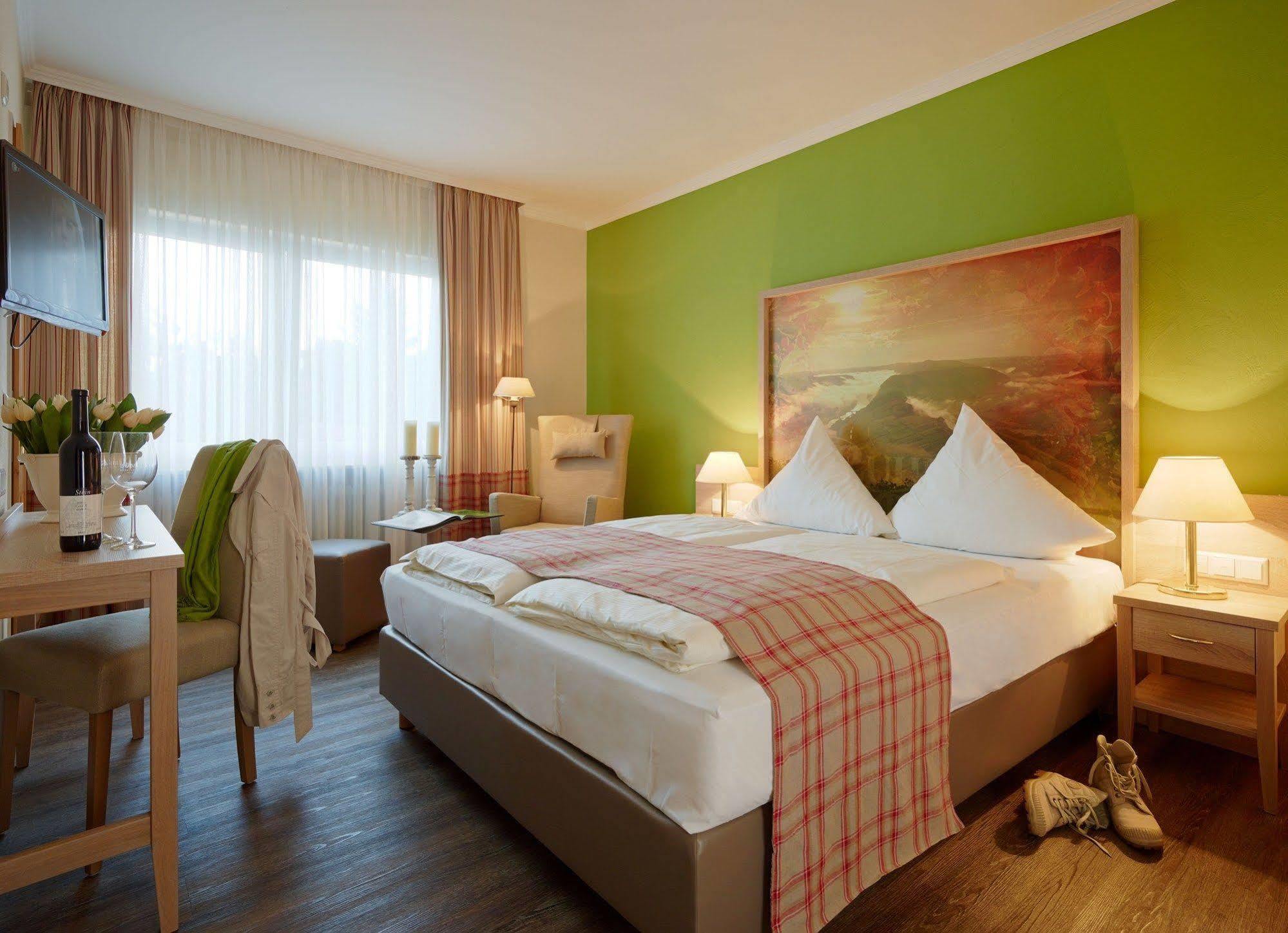 Ringhotel Bömers Mosel Landhotel Alf Exteriör bild